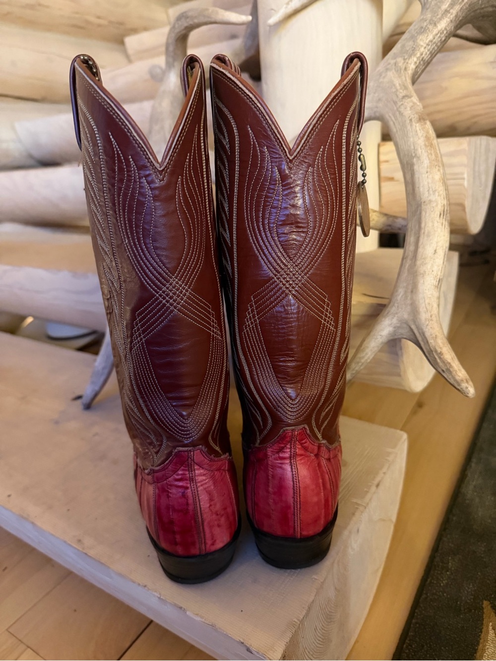 Vintage Tony Lama Two-Tone Brown and pink eel skin Women's Western boots - Picture 3 of 5
